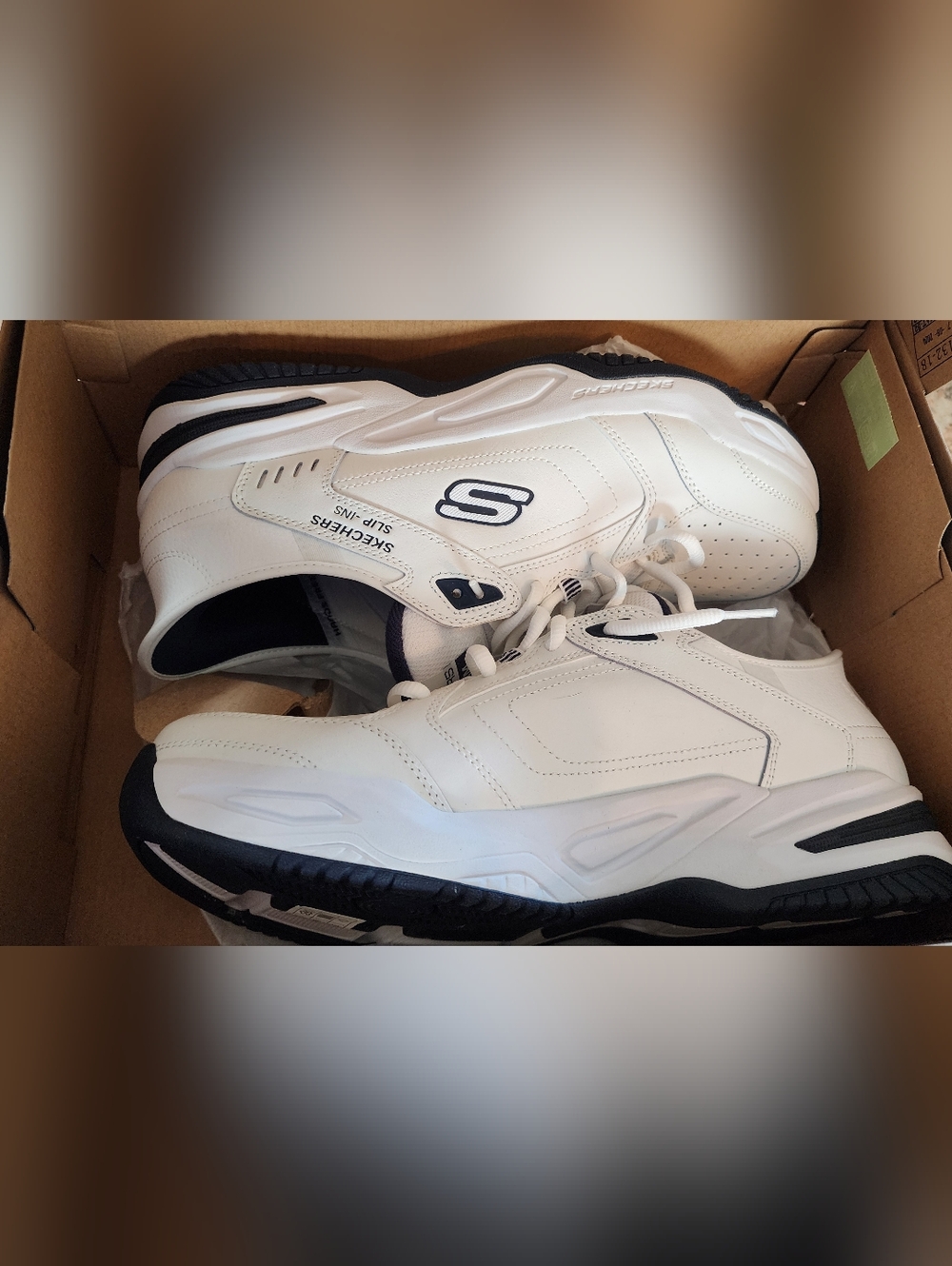 Skechers Men's White Athletic Hands Free Slip-in Sneakers Size 13